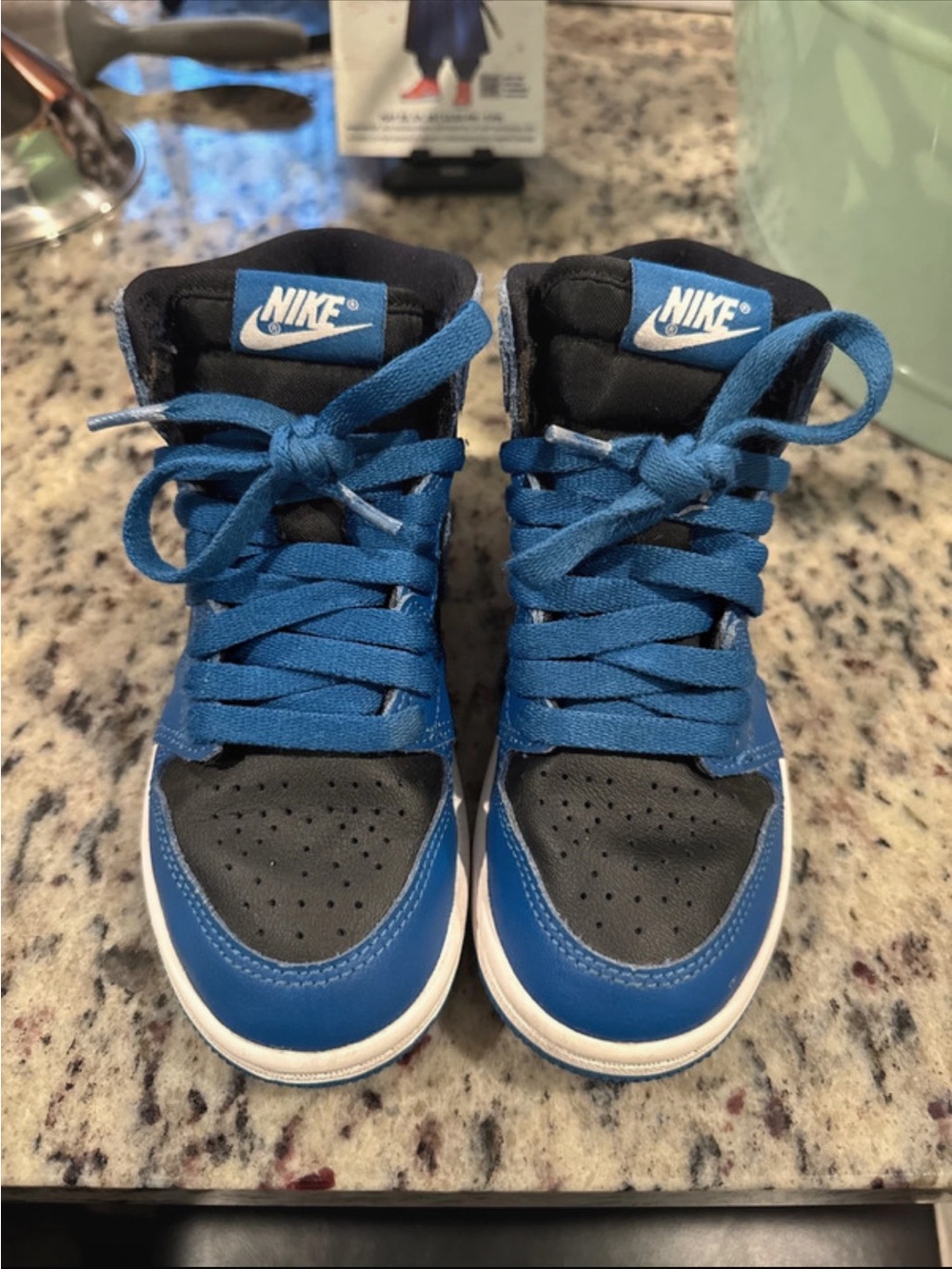 Nike Air Jordan 1 Retro High OG  "Dark Marina Blue"